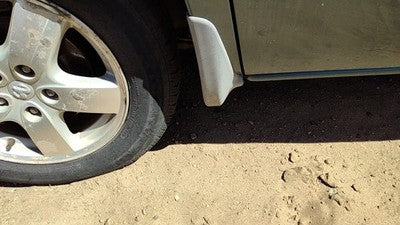 2007 Dodge Caravan Driver Left Moulding From Fender Oem Trim Strip