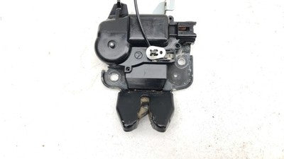 2011 Subaru Impreza Rear Trunk Latch With Cable Oem Rlease Lever Inside