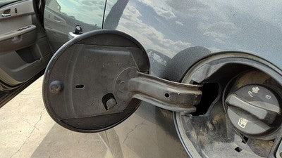 09-17 57U Chevy Traverse Fuel Tank Door With Hinge Gas Lid Filler 57U Cyber Gray