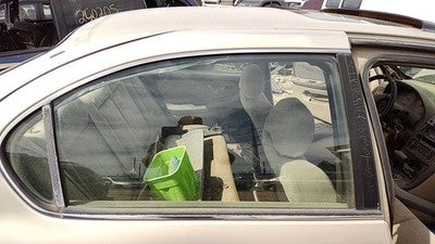 2000-2001 Nissan Maxima Passenger Right Rear Side Window Door Glass Oem Back