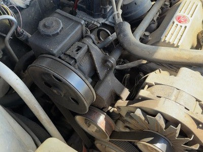 1986 Olds 88 Power Steering Pump With Mount Bracket Oem 3.8L