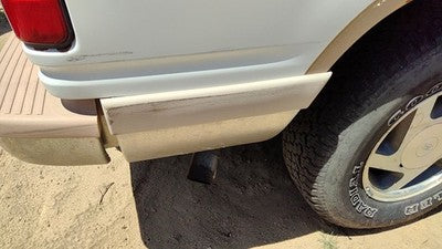 1993 Ford Explorer Passenger Right Rear Moulding On Quarter Panel Oem White