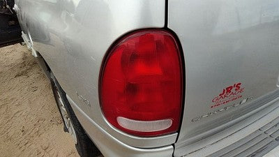 1996-2000 Chrysler Town & Country Driver Left Tail Light Brake Lamp Oem Rear