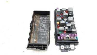 2009-2012 Chevy Malibu Engine Fuse Box Power Distribution Panel Oem 20822695
