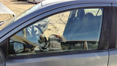 2013-2019 Nissan Versa Driver Left Front Side Window Door Glass Oem 803019Ka0a