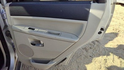 08-10 Grand Cherokee Passenger Rear Door Trim Panel With Switches Back Gray D1