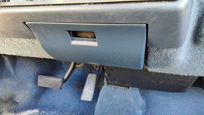 1988-1992 Olds Cutlass Cierra Ash Tray Assembly Oem Slide Out Dash
