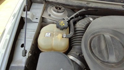 2015-2017 Chrysler 200 Coolant Reservoir Radiator Overflow Tank Bottle Oem