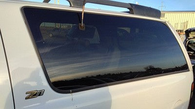 2000-2006 Chevy Suburban Driver Left Rear Quarter Glass Back Side Window Oem