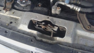 1996-1998 Honda Civic Hood Latch Assembly With Bracket Oem 6071245