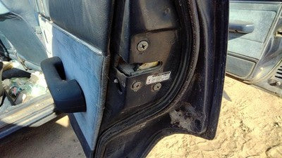 1986 Toyota Camry Passenger Right Rear Door Latch With Rods/Cables Oem Back