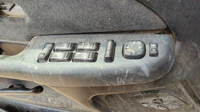 01-02 Silverado 2500 Hd Driver Left Front Power Window Master Control Switch
