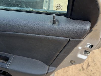 05-07 Fivehundred Passenger Rear Door Trim Panel With Switches Back Black Hw
