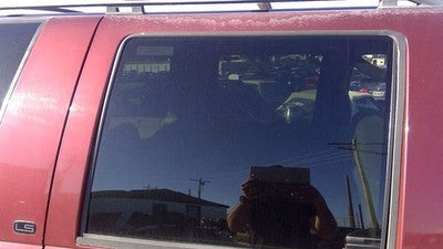 1995-2000 Chevy Tahoe Passenger Right Rear Side Window Door Glass Oem Back