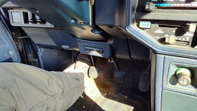 1985-1986 Toyota Camry Lower Dash Under Column Knee Bolster Trim Panel Oem Blue