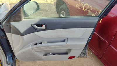 06-07 Hyundai Sonata Passenger Right Front Door Trim Panel With Switches Gray