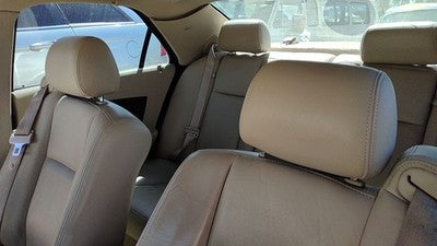 2005 Cadillac Cts Pair Of Front Headrests Oem Left Right Set Seat