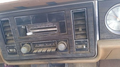1978 Buick Lesabre Woodgrain Trim Bezel Around Radio Dash Surround Panel 1252964