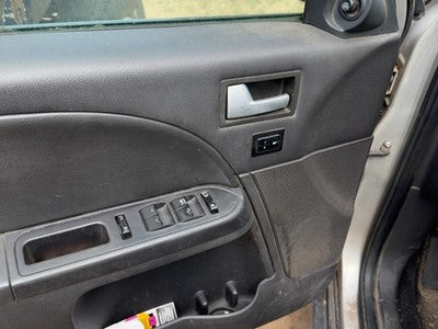 07 Fivehundred Driver Left Front Door Trim Panel With Master Switch Black Hw