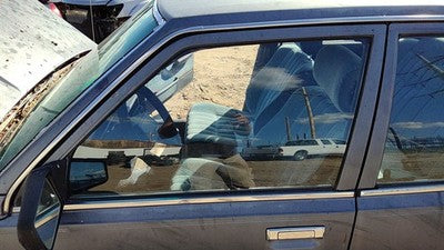 1983-1986 Toyota Camry Driver Left Front Side Window Door Glass Oem 6811232030