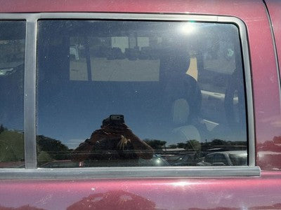 2004-2009 Dodge Durango Passenger Right Rear Side Window Door Glass Oem Back