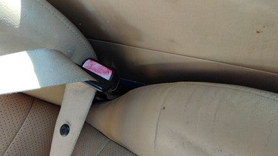 2000-2005 Mercedes Ml350 Passenger Right Front Seat Belt Buckle Receiver Oem Tan