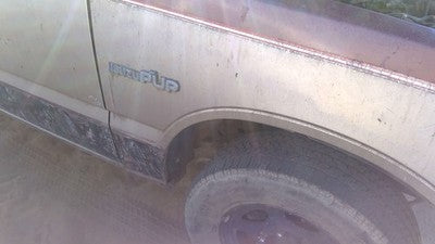1981-1987 Isuzu Pup Pickup Passenger Right Front Fender Oem Red 94446989