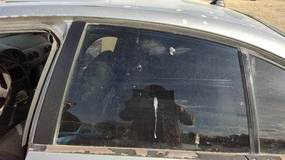 2000-2005 Pontiac Bonneville Driver Left Rear Side Window Door Glass Oem Back