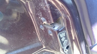 93 Cadillac Fleetwood Driver Left Rear Door Latch With Rods/Cables Assembly Back