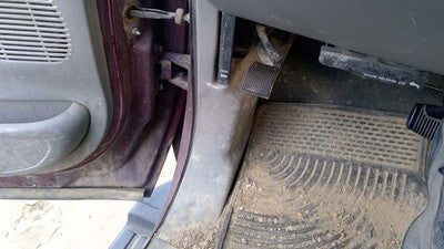 2006 F350 Super Duty Driver Left Lower Kick Trim Panel Oem Gray