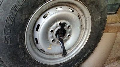 1992-1999 Chevy Suburban 16 Steel Wheel Oem Factory Rim #5 09591697