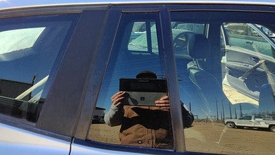 2004-2010 Bmw X3 Passenger Right Rear Vent Window Back Door Glass With Frame Oem