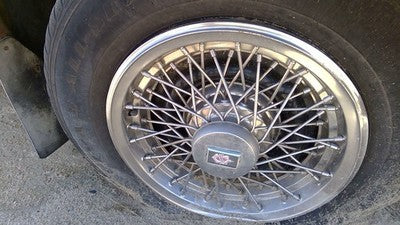 1984-1985 Olds 88 15" Wheel Cover Oem Wire Type Hub Cap Factory Spoke Design