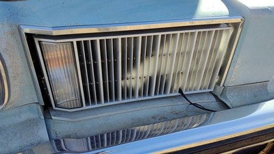 75 Cutlass Supreme Passenger Right Front Grille With Light 551734 2 Door Coupe