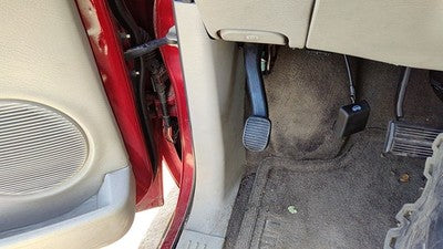 2006 Chrysler Town Country Driver Left Lower Kick Trim Panel Oem Khaki J1