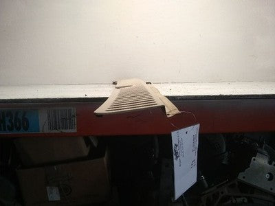 1985 Jeep Grand Wagoneer Windshield Wiper Cowl Trim Molding OEM Cover