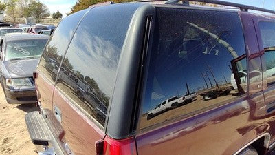 1999 Gmc Yukon Passenger Right Rear Upper Moulding On Quarter Panel Oem