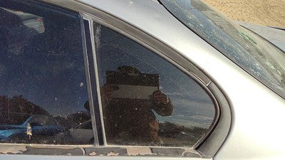 00-05 Pontiac Bonneville Driver Left Rear Vent Window Back Door Glass With Frame