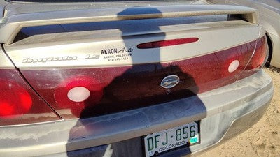 2000-2004 Chevy Impala Center Middle Tail Light Brake Lamp Oem Rear