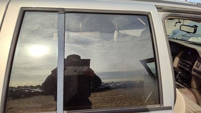 1993-1998 Jeep Grand Cherokee Passenger Right Rear Side Window Door Glass Back