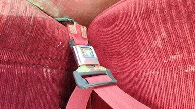 1990 Ford Bronco 2 Driver Left Front Seat Belt Buckle Receiver Oem Red
