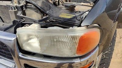 1999-2006 Gmc Sierra 2500 Driver Left Head Light Oem Front Lamp 15850351