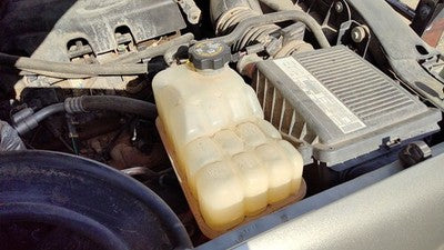 1999-07 Sierra 2500 Hd Coolant Reservoir Radiator Overflow Tank Bottle Oem 8.1l