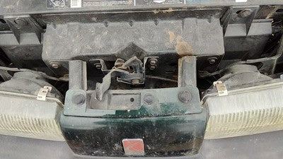 1991-1997 Saturn Sl1 Hood Latch Assembly With Bracket Oem 21124392