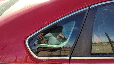 2006-2013 Chevy Impala Passenger Right Rear Quarter Glass Back Side Window Oem