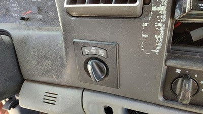 2003 F250 Super Duty 4X4 Control Knob Switch Oem Dash
