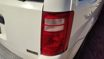 2008-2010 Dodge Grand Caravan Passenger Right Tail Light Brake Lamp Oem Rear