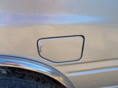 1991 Isuzu Pup Fuel Tank Door With Hinge Gas Lid Oem Filler Silver