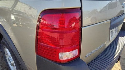 2002-2005 Ford Explorer Driver Left Tail Light Brake Lamp Oem Rear 1L2z13405aa