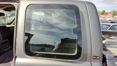 1999-2006 Gmc Sierra 2500 Driver Left Rear Side Window Door Glass Oem Back